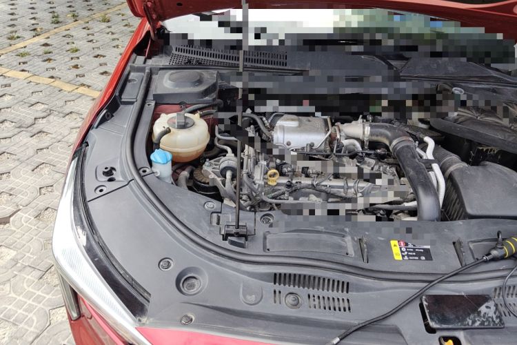 Used Bestune B70 2021 1.5T Automatic 15th Anniversary Edition Engine Bay Right