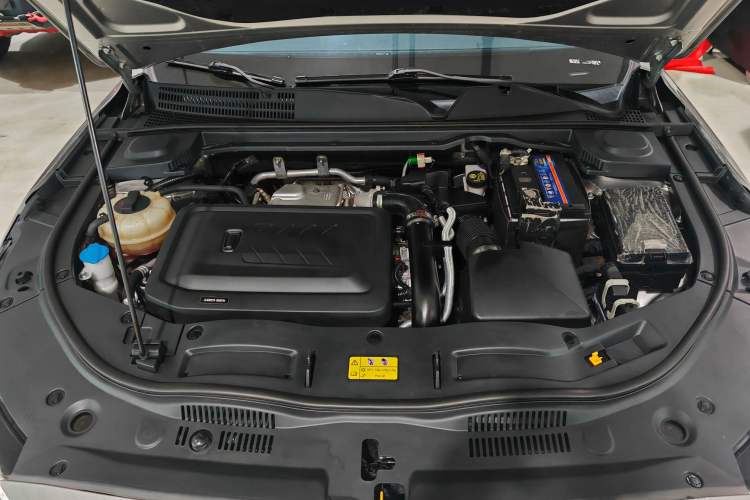 Used Bestune B70 2022 Third Generation 1.5T Automatic Premium Edition Engine Bay