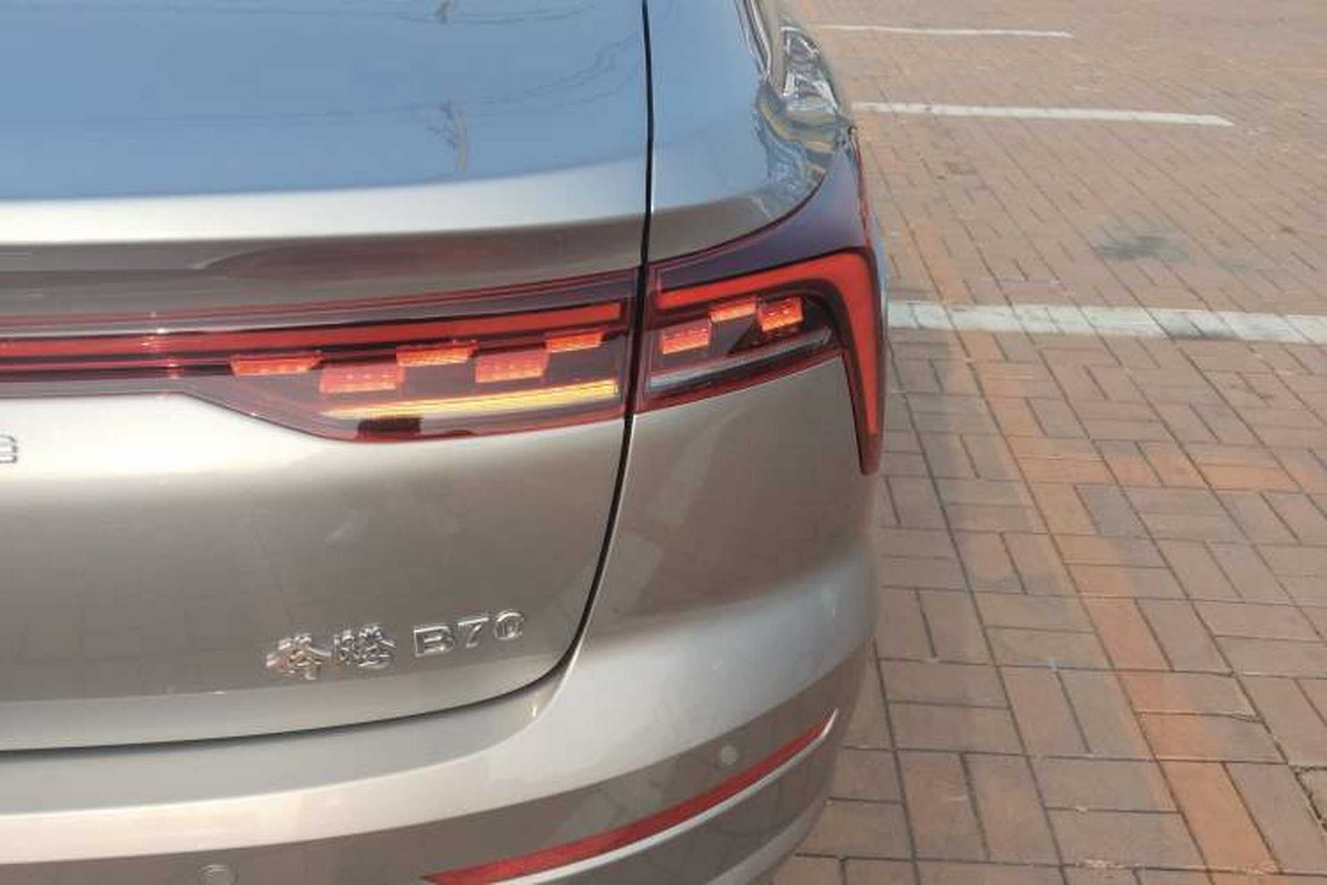 Used Bestune B70 2023 Third Generation 1.5T Automatic Enjoyment Version Right Rear Taillight