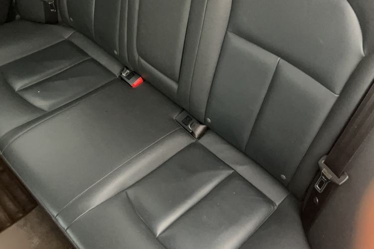 Used Bestune B70 2016 2.0L manual luxury edition Interior 3