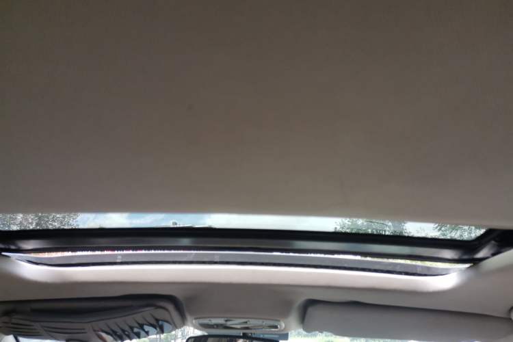 Used Bestune B70 2006 2.0L Automatic Special Edition Commemorative Version Headliner