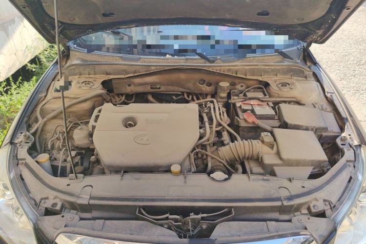 Used Bestune B70 2007 2.0L automatic luxury edition Engine Bay