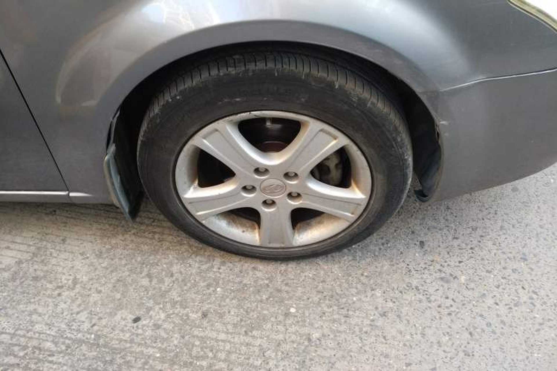 Used Bestune B70 2009 2.0L manual Elite version Right Front Wheel Hub
