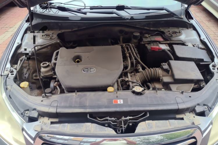 Used Bestune B70 2009 2.0L manual Elite version Engine Bay