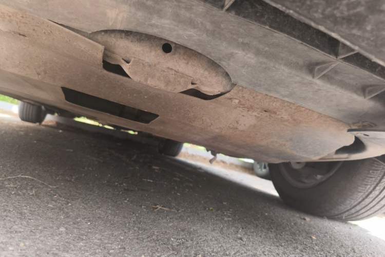 Used Bestune B70 2010 2.0L manual Elite version Chassis Front