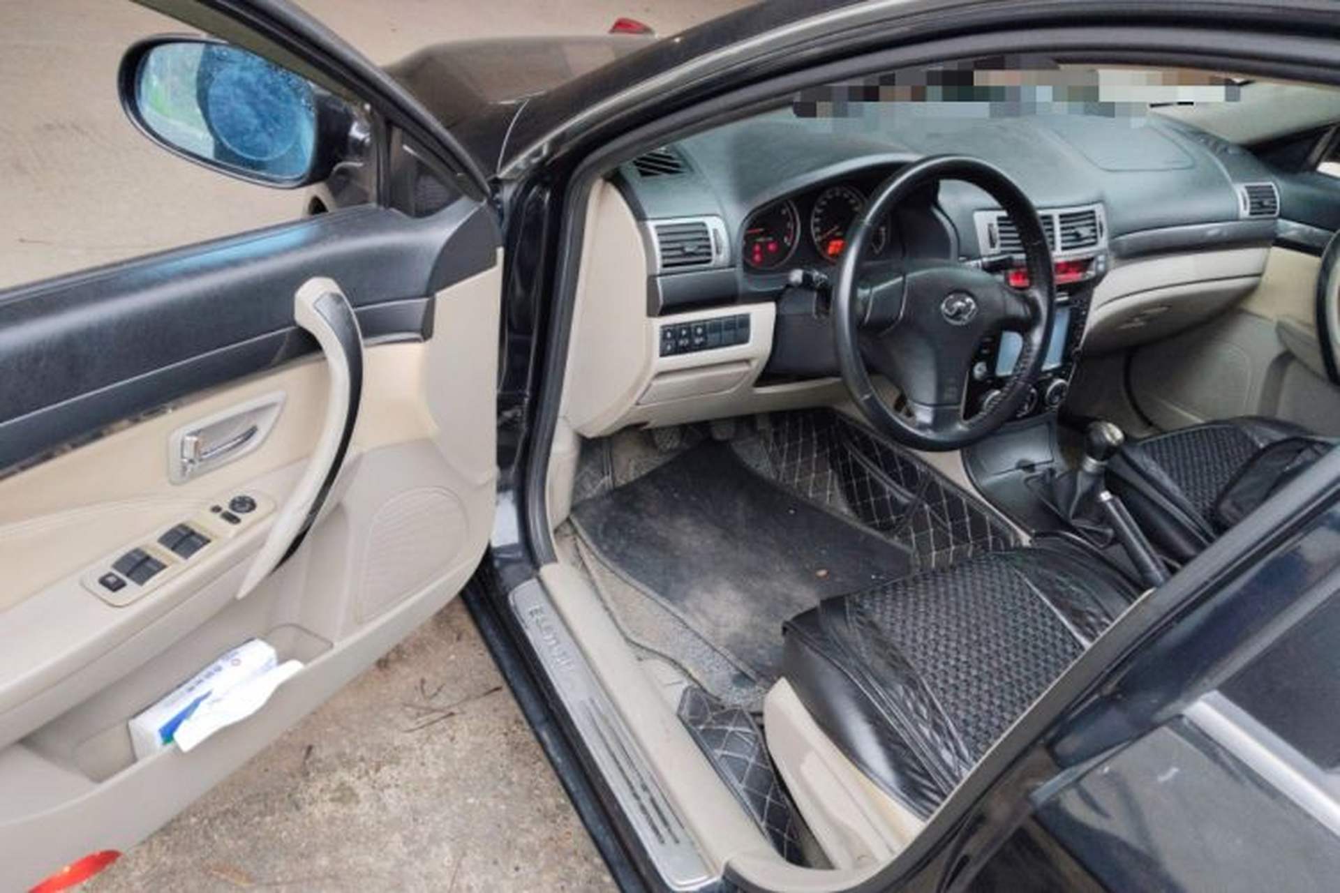 Used Bestune B70 2010 2.0L manual Comfort trim level Driver Seat