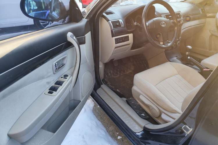 Used Bestune B70 2010 2.0L Manual Fashionable Edition Driver Seat