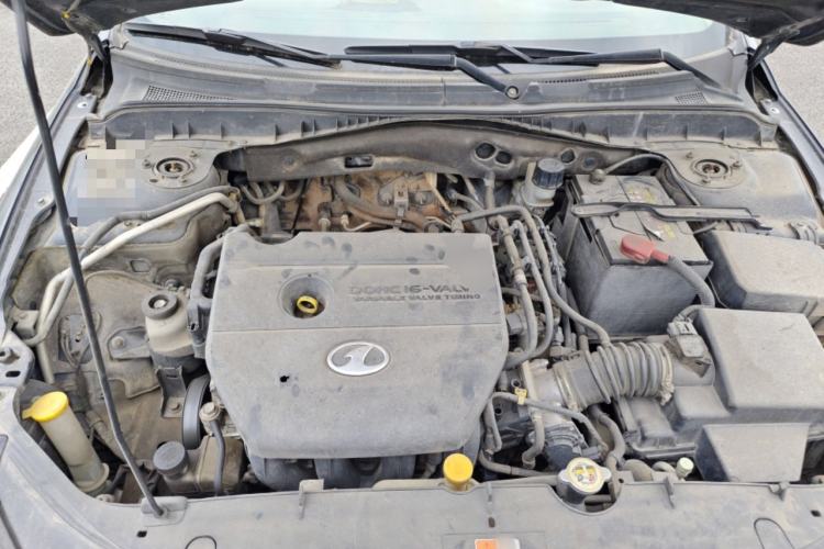 Used Bestune B70 2010 2.0L manual Comfort trim level Engine Bay