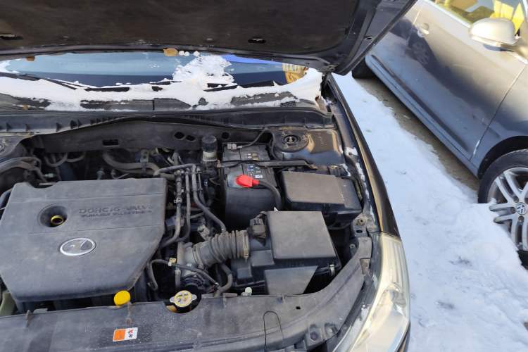Used Bestune B70 2010 2.0L Manual Fashionable Edition Engine Bay Left