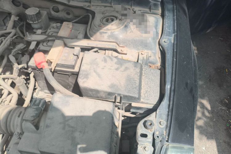 Used Bestune B70 2010 2.0L manual Elite version Engine Bay Left