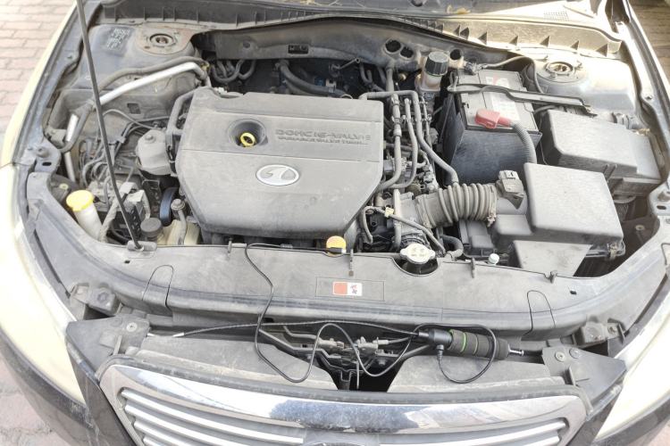 Used Bestune B70 2010 2.0L automatic luxury version Engine Bay
