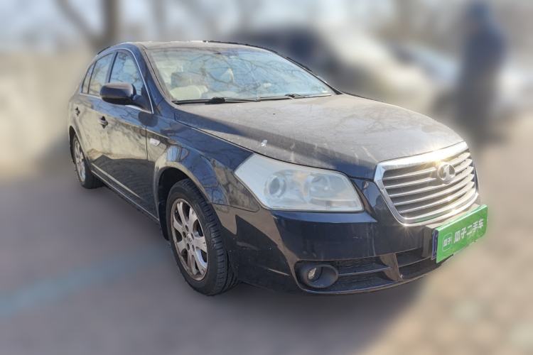 Used Bestune B70 2010 2.0L automatic luxury version Front Right 45 Deg