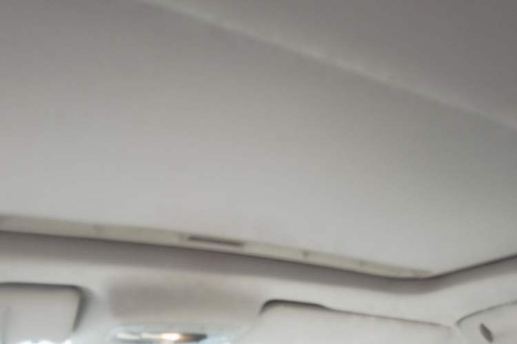 Used Bestune B70 2010 2.0L automatic luxury version Headliner