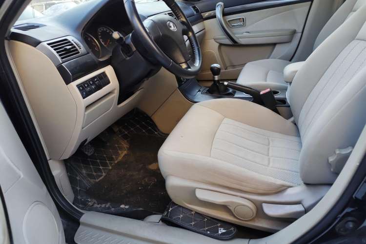 Used Bestune B70 2010 2.0L Manual Fashionable Edition Left Front Seat