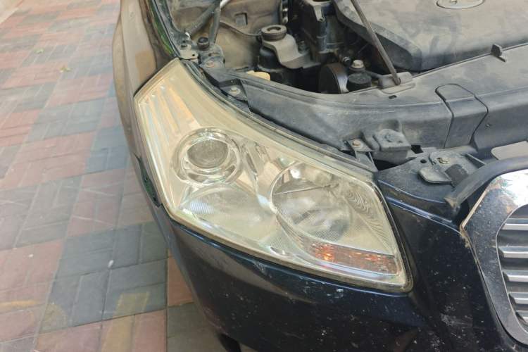 Used Bestune B70 2010 2.0L manual Elite version Right Front Headlight