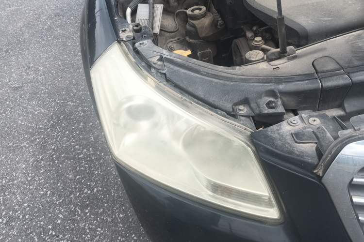 Used Bestune B70 2010 2.0L manual Elite version Right Front Headlight