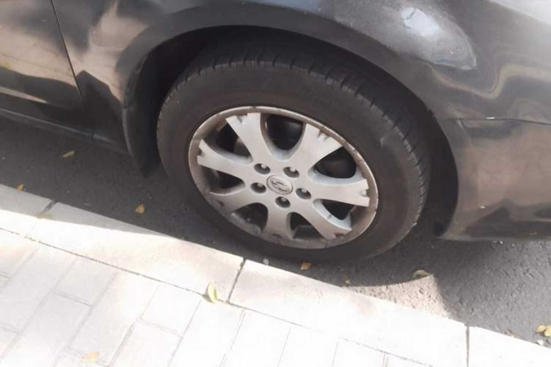 Used Bestune B70 2010 2.0L automatic luxury version Right Front Wheel Hub