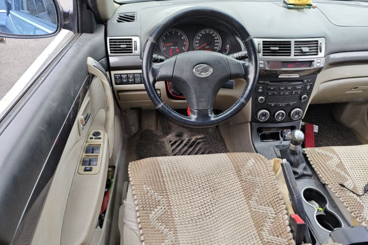 Used Bestune B70 2010 2.0L manual Comfort trim level Steering Wheel