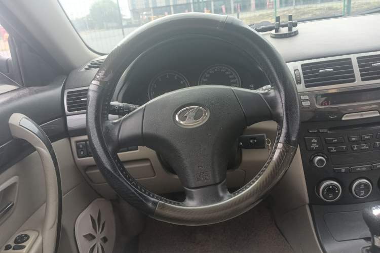 Used Bestune B70 2010 2.0L manual Elite version Steering Wheel