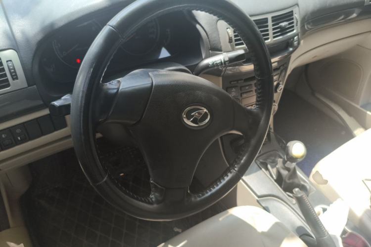 Used Bestune B70 2010 2.0L manual Elite version Steering Wheel