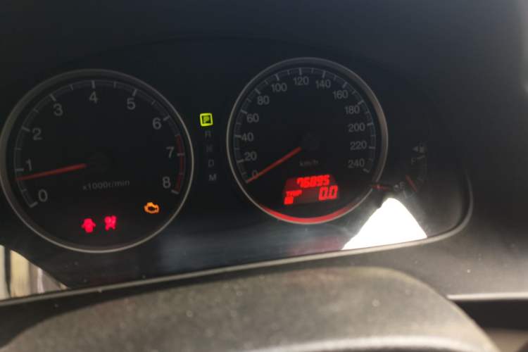 Used Bestune B70 2010 2.0L automatic luxury version Odometer Close Up