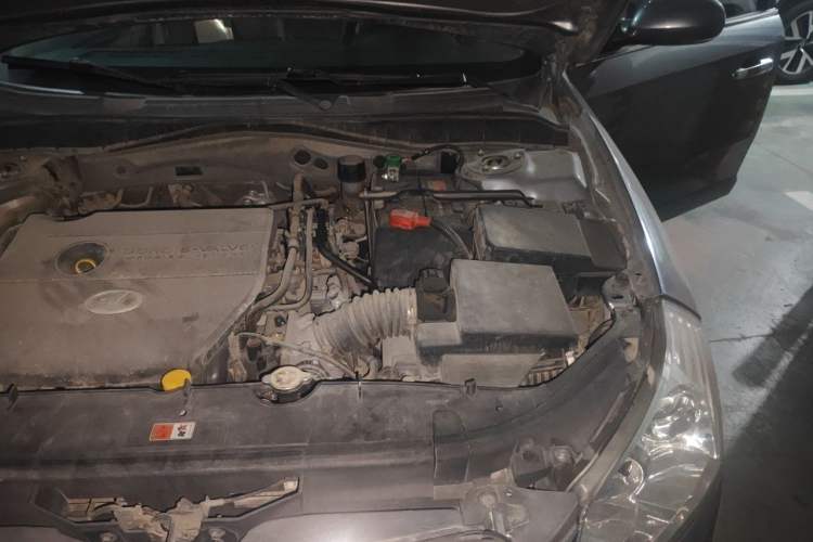Used Bestune B70 2010 2.0L manual Elite version Engine Bay Left