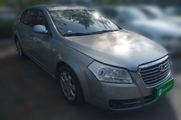 Used Bestune B70 2010 2.0L manual Elite version Front Right 45 Deg