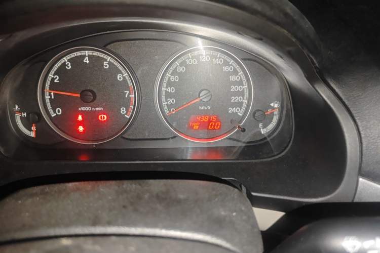Used Bestune B70 2010 2.0L manual Elite version Odometer Close Up