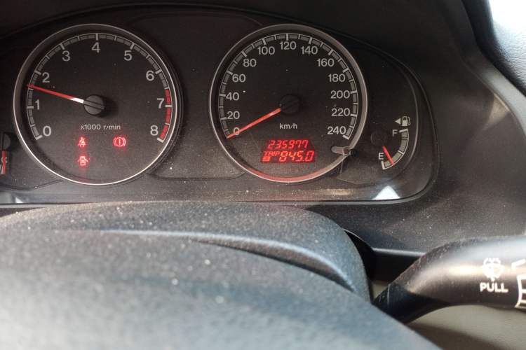 Used Bestune B70 2010 2.0L manual Elite version Odometer Close Up