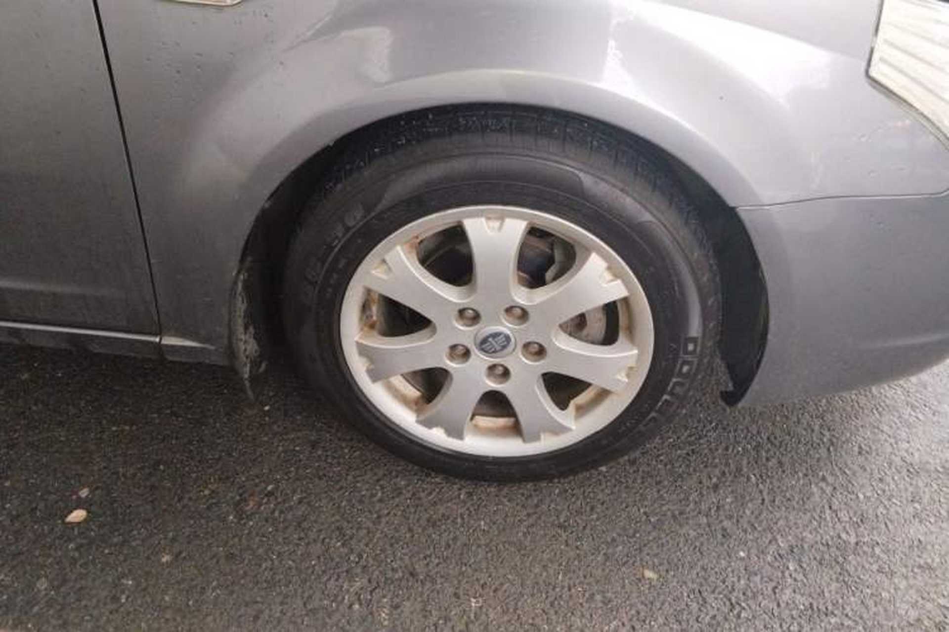 Used Bestune B70 2010 2.0L Manual Fashionable Edition Right Front Wheel Hub