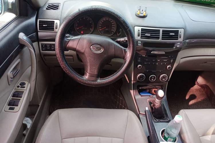Used Bestune B70 2010 2.0L manual Elite version Steering Wheel