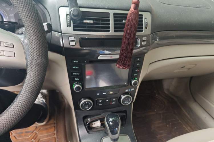 Used Bestune B70 2011 2.0L Automatic Smart Edition Audio And AC Panel