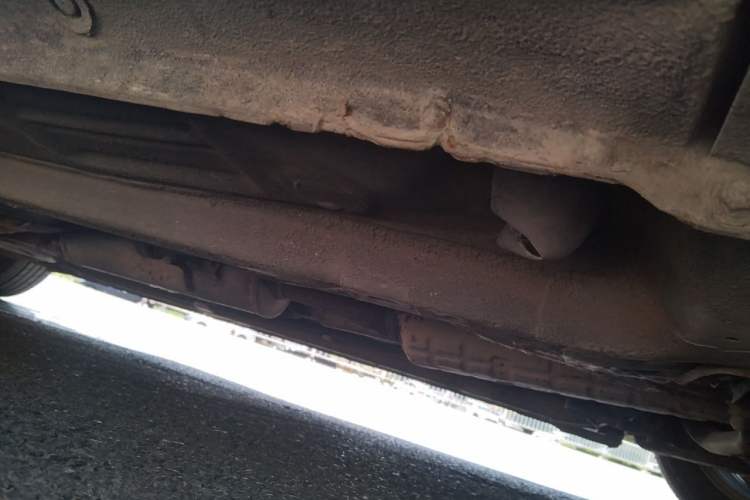 Used Bestune B70 2011 2.0L Manual Elite Edition Chassis Front Right