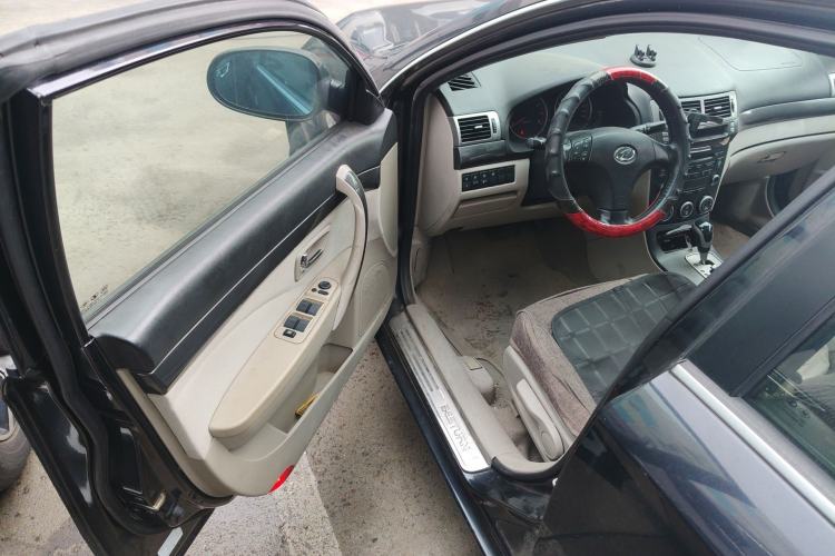 Used Bestune B70 2011 2.0L Automatic Fashion Version Driver Seat
