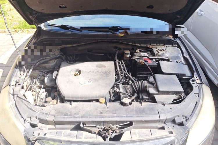 Used Bestune B70 2011 2.0L automatic luxury edition Engine Bay
