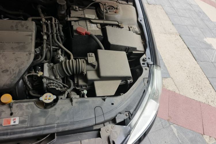 Used Bestune B70 2011 2.0L Automatic Fashion Version Engine Bay Left