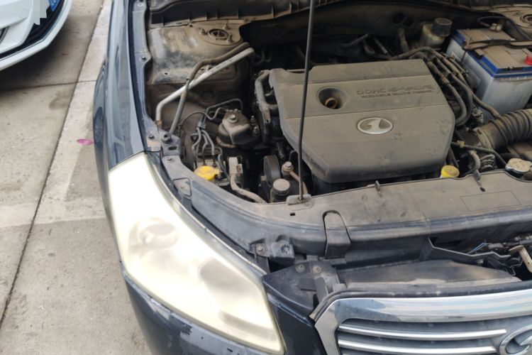 Used Bestune B70 2011 2.0L Automatic Fashion Version Engine Bay Right