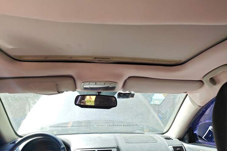Used Bestune B70 2011 2.0L automatic luxury edition Headliner