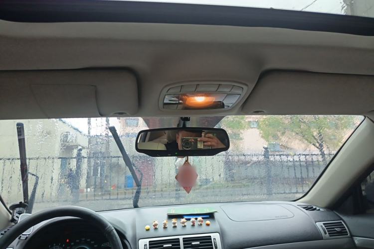 Used Bestune B70 2011 2.0L automatic luxury edition Headliner