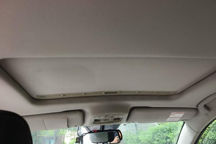 Used Bestune B70 2011 2.0L Automatic Fashion Version Headliner