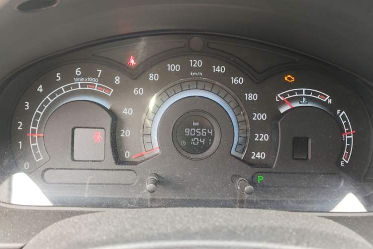 Used Bestune B70 2011 2.0L Automatic Fashion Version Instrument Cluster