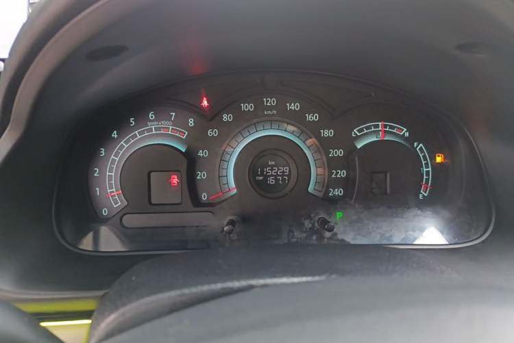 Used Bestune B70 2011 2.0L automatic luxury edition Instrument Cluster