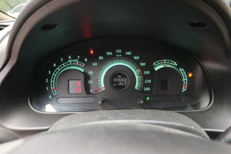 Used Bestune B70 2011 2.0L Automatic Fashion Version Instrument Cluster