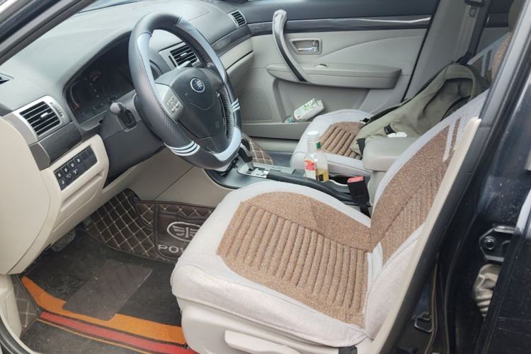 Used Bestune B70 2011 2.0L Automatic Fashion Version Left Front Seat