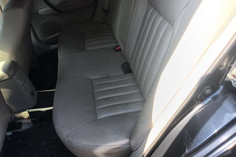 Used Bestune B70 2011 2.0L automatic luxury edition Left Rear Seat
