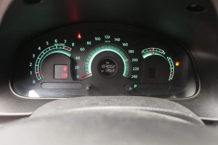 Used Bestune B70 2011 2.0L Automatic Fashion Version Odometer Close Up