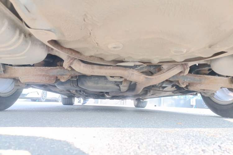 Used Bestune B70 2012 1.8L manual Comfort trim level Chassis Rear