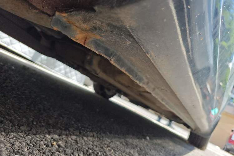 Used Bestune B70 2012 1.8L manual Comfort trim level Chassis Rear Right