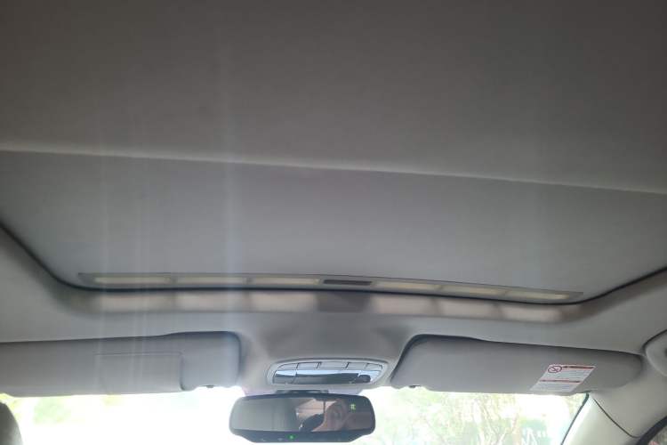 Used Bestune B70 2012 1.8L automatic luxury edition Headliner