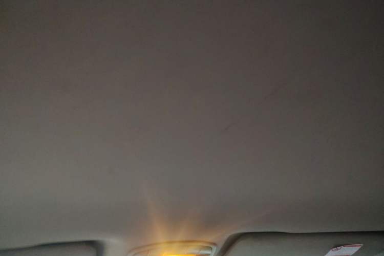 Used Bestune B70 2012 1.8L manual Comfort trim level Headliner